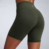 CRZ YOGA Women's Fast Dry Athletic Shorts 6" Black