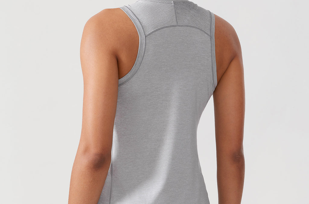 CRZ YOGA Women's Lightweight Racerback Tank Top Silver Mist