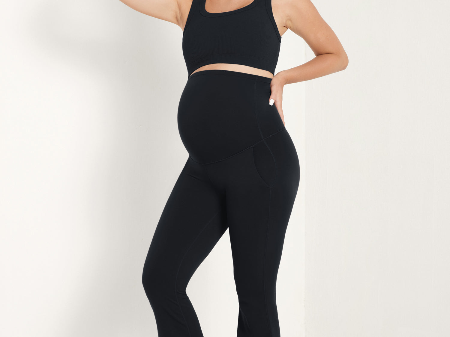 Women's Maternity Flare Leggings with Pockets 31" Coffee Brown